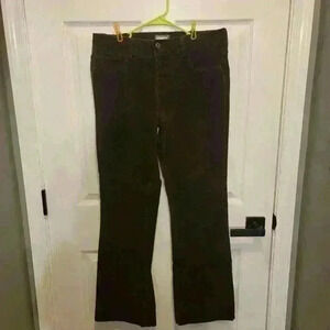 Levis Womens Corduroy, size 10 med, Slender Boot Cut